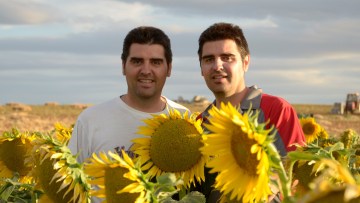 Autores: Twins' Farm 