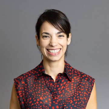  Sra. Adriana Martins 